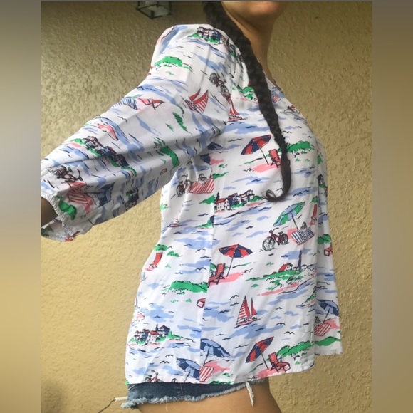 Crown & Ivy Size M Top - Picture 7 of 7